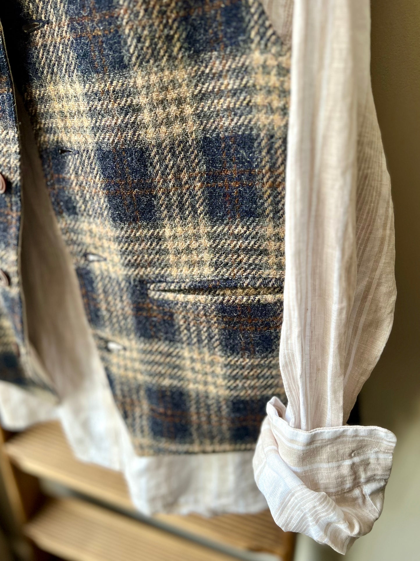 Irish Linen Band Collar Shirt / Beige Stripe