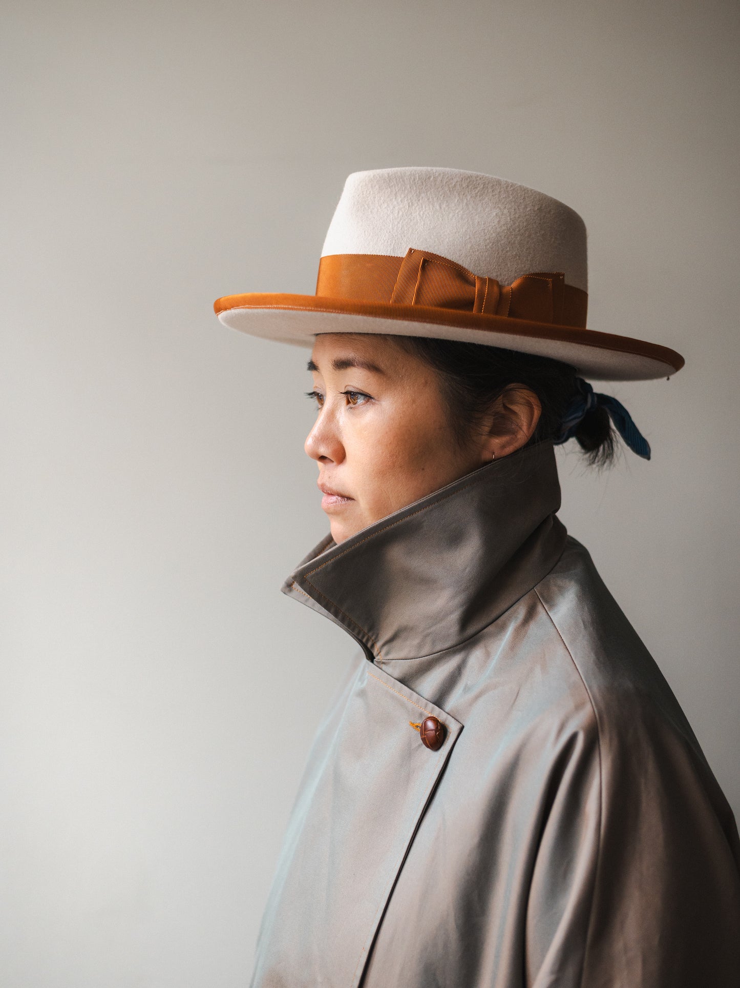 Showerproof Cotton Gabardine Poncho / Khaki