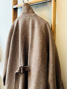 Sporting Tweed Balmacaan Coat / Brown