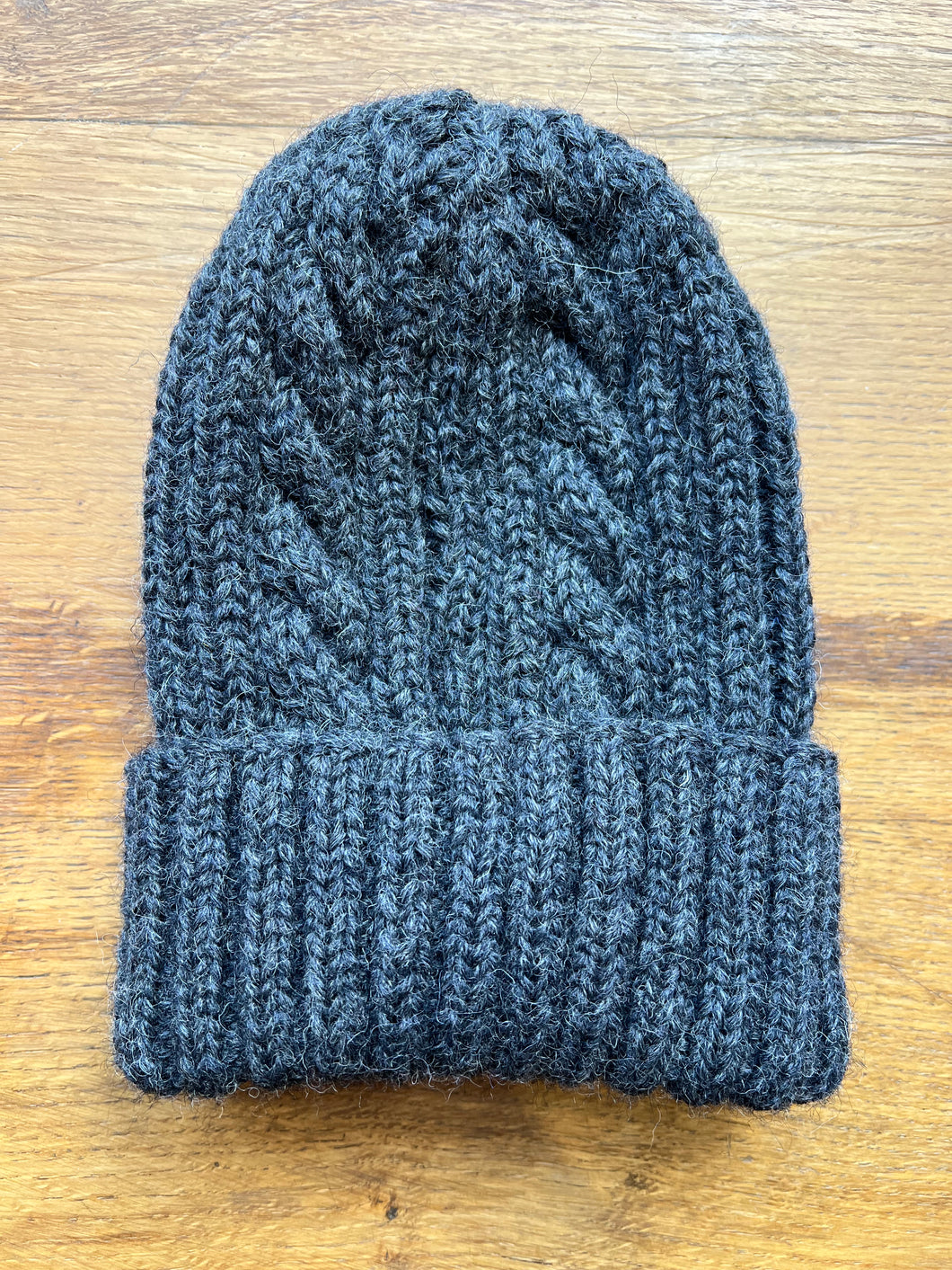 Aran Knit Cap / Charcoal