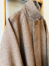 Sporting Tweed Balmacaan Coat / Brown