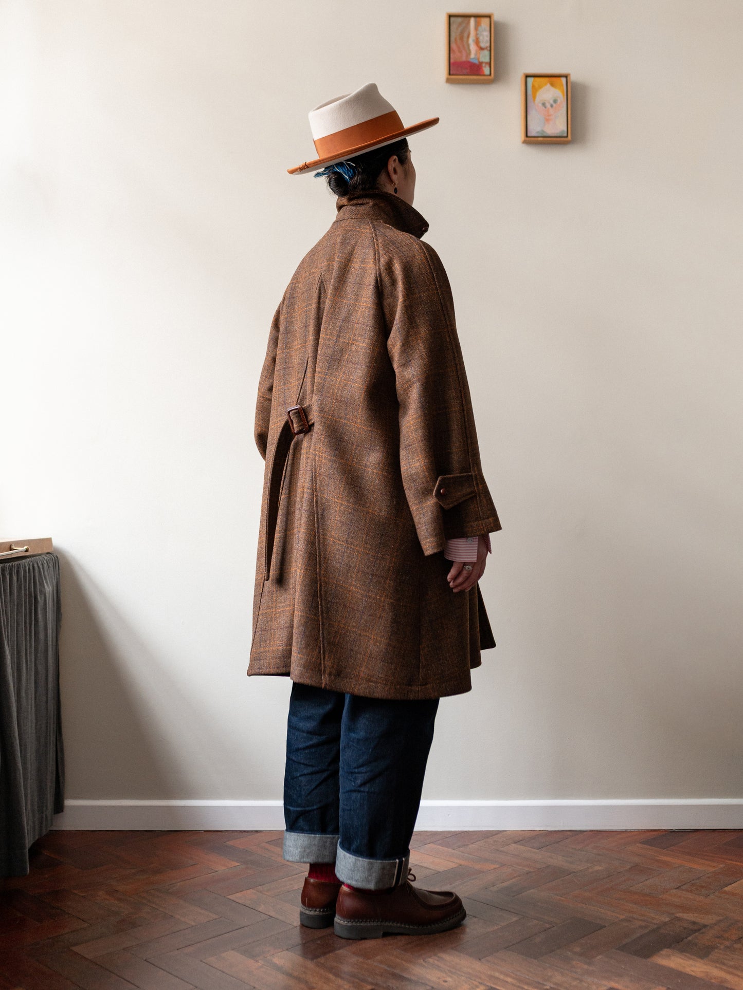 Sporting Tweed Balmacaan Coat / Russet Check