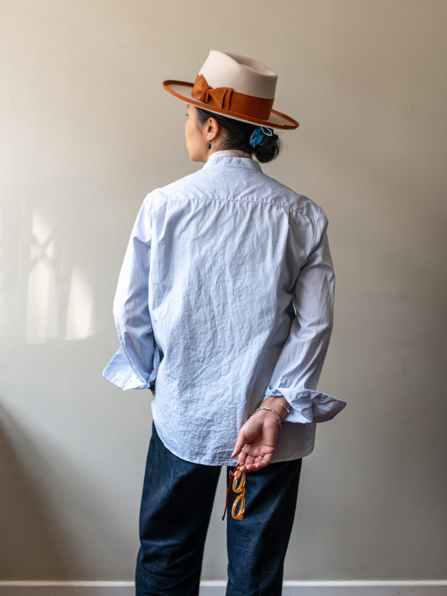 Band Collar Top / Pin Stripe Blue