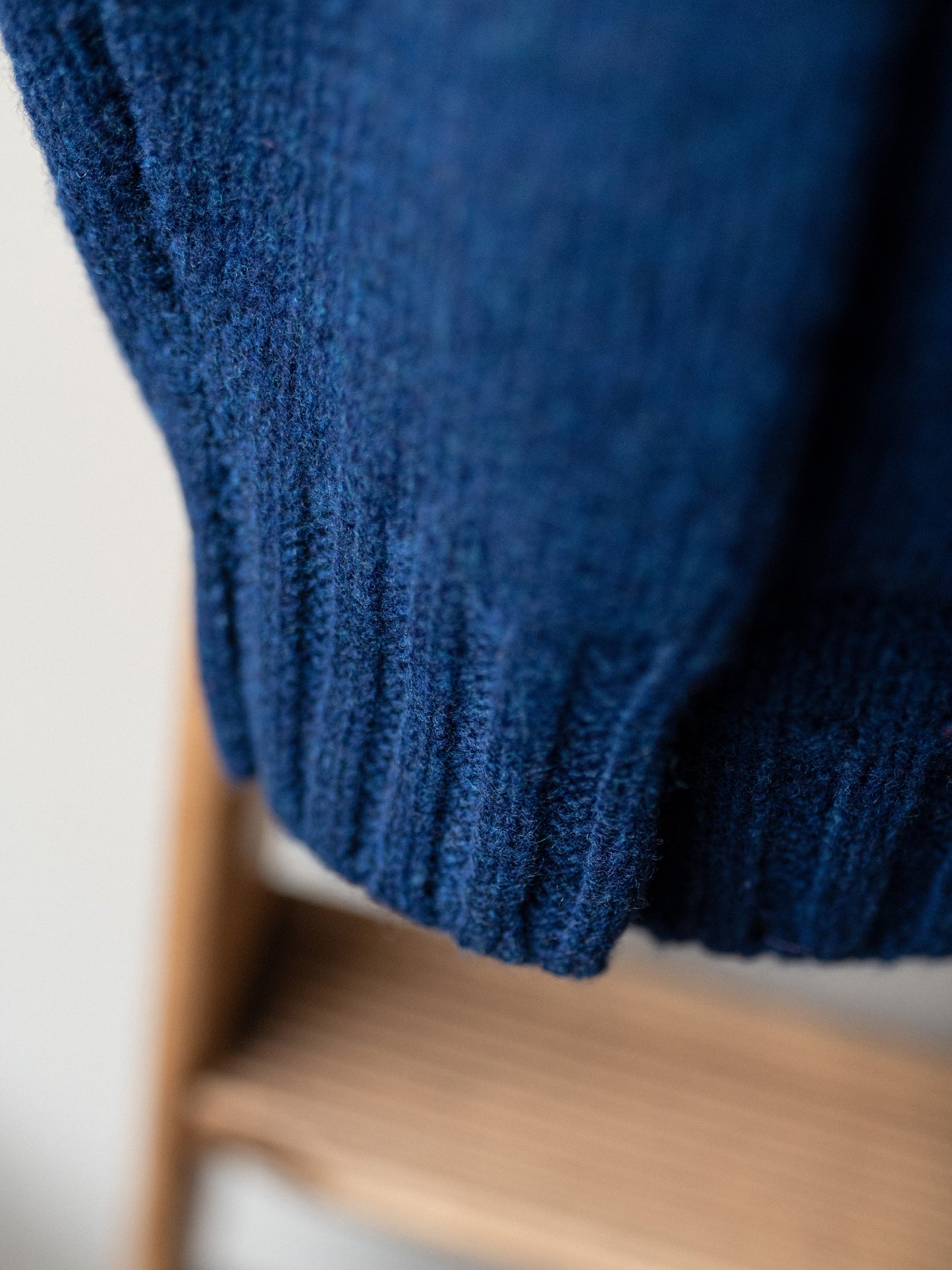 Pure Lambs Wool Cardigan / Regatta Blue