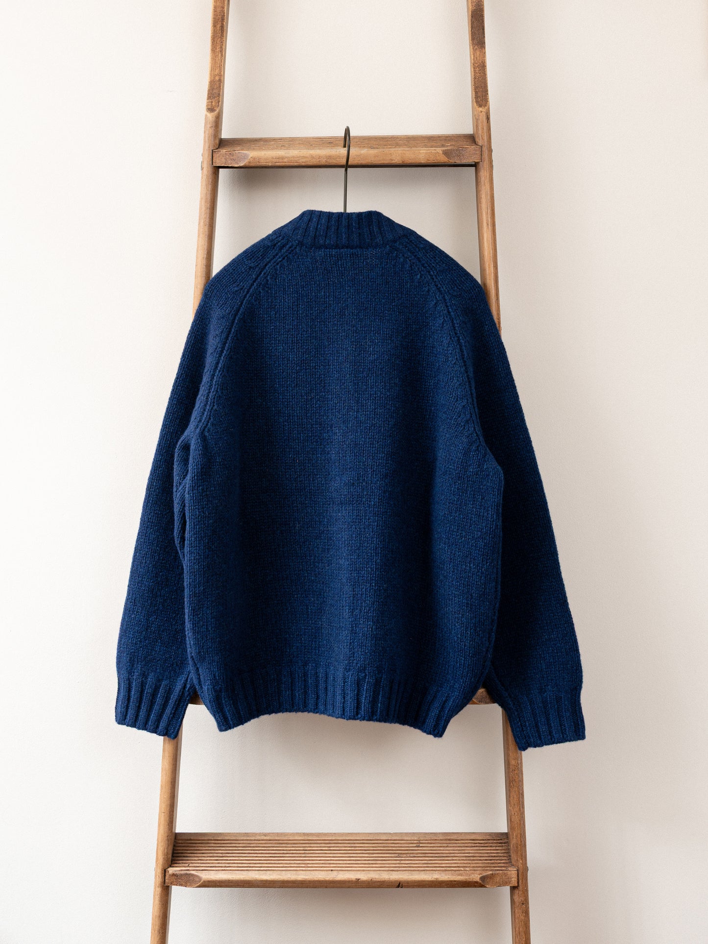 Pure Lambs Wool Cardigan / Regatta Blue