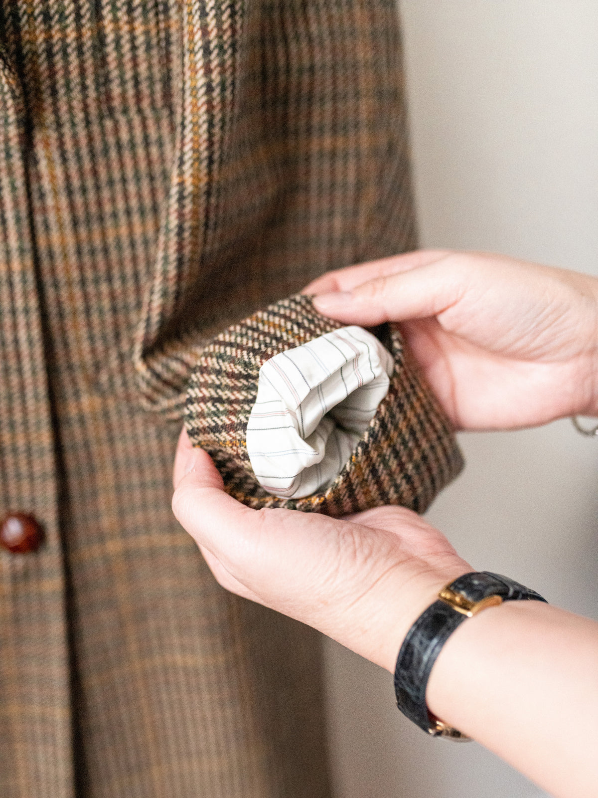 Long Peacoat / Bracken Check Tweed
