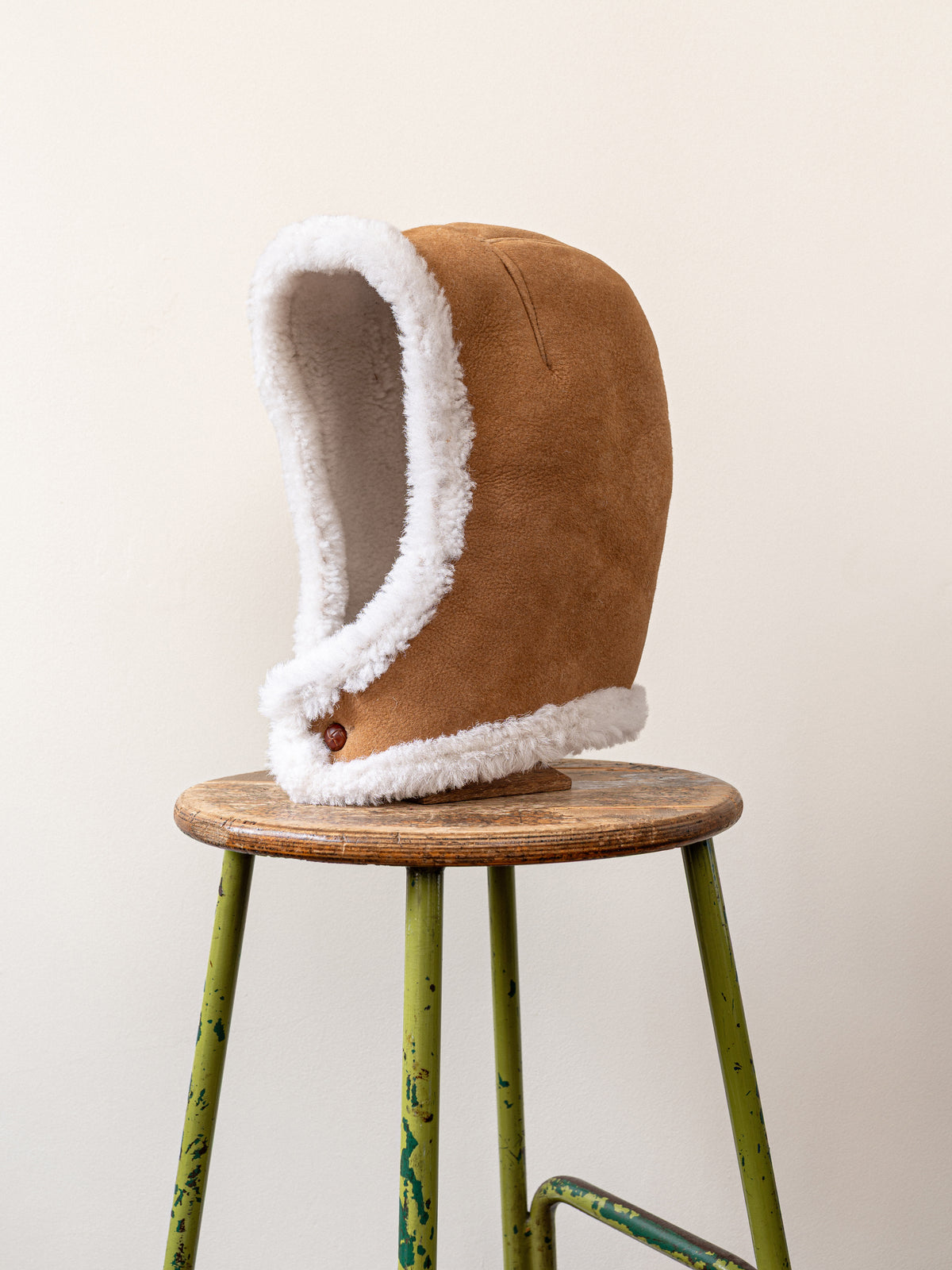 Merino Sheepskin Hood / Tan Beige