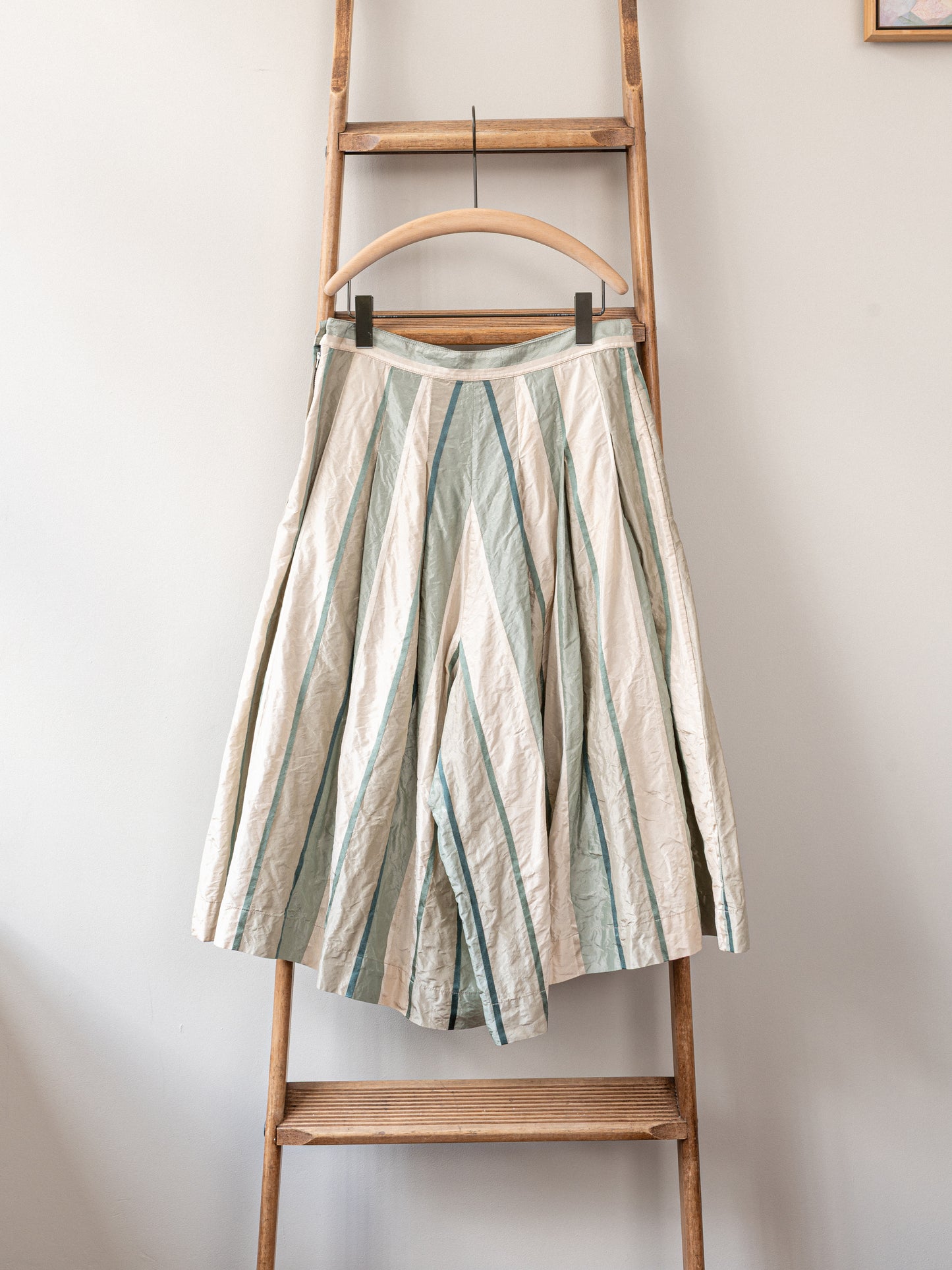 Pleated Culotte Silk / Green Stripe