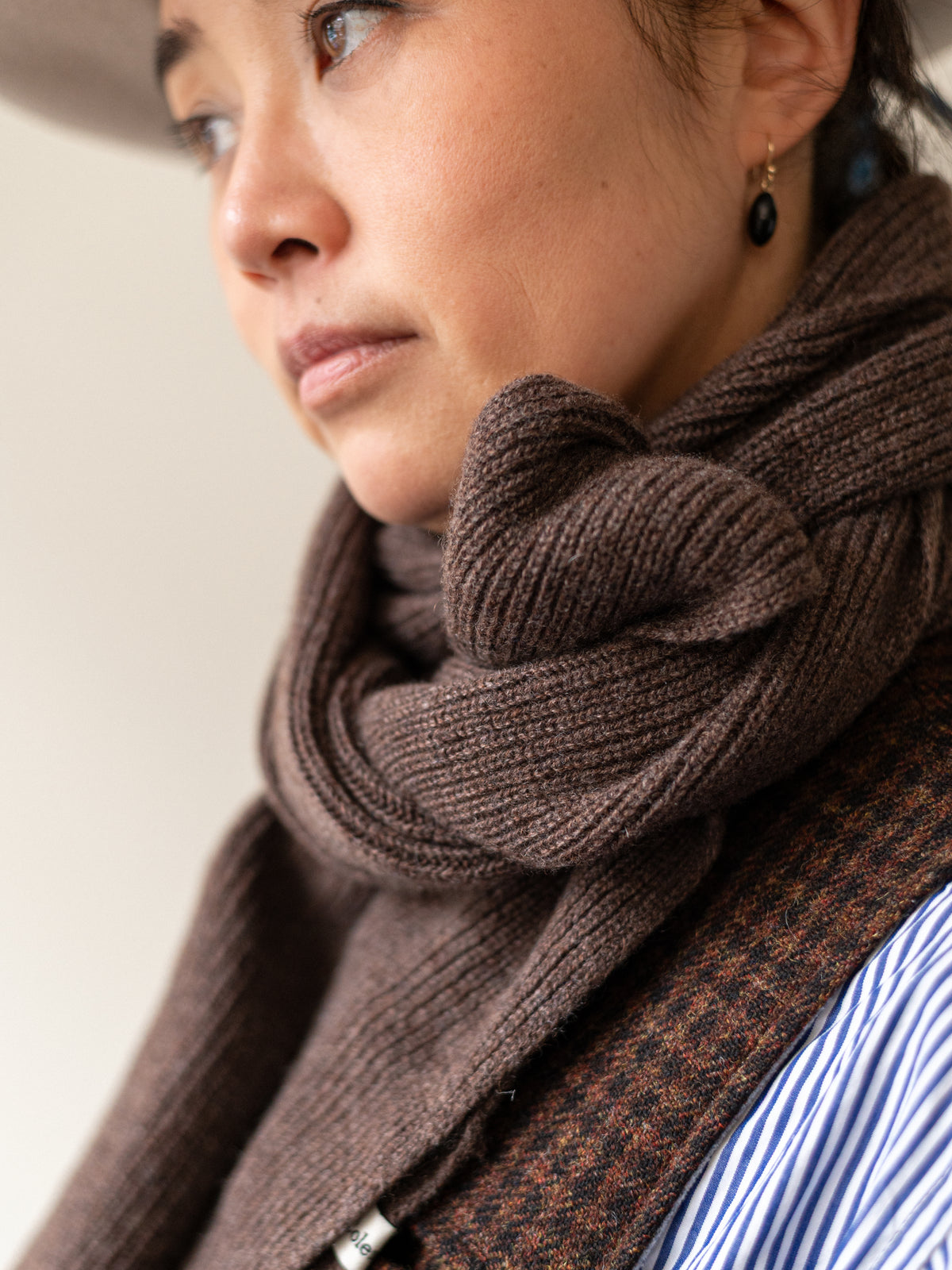 Cashmere Rib Scarf | Brown