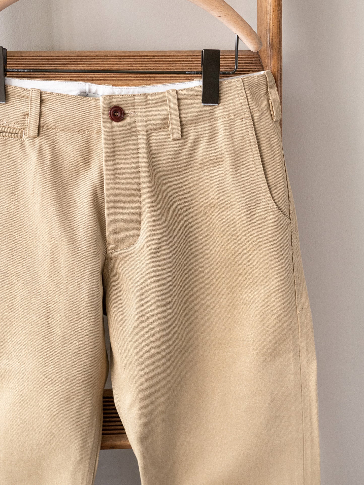 Straight-Leg Selvedge Chino Trouser / Beige