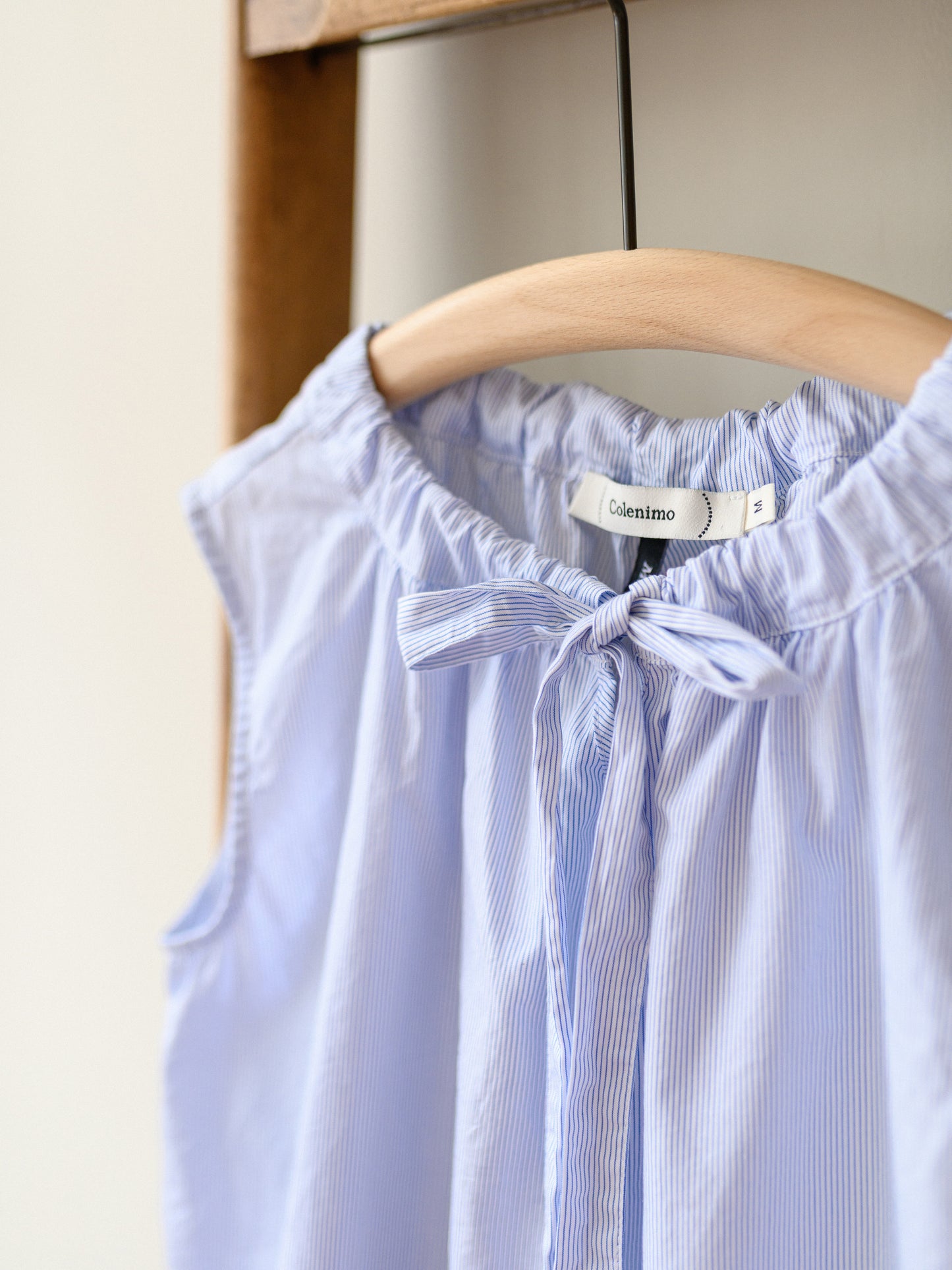 Sleeveless Ribbon Top / Pin Stripe Blue