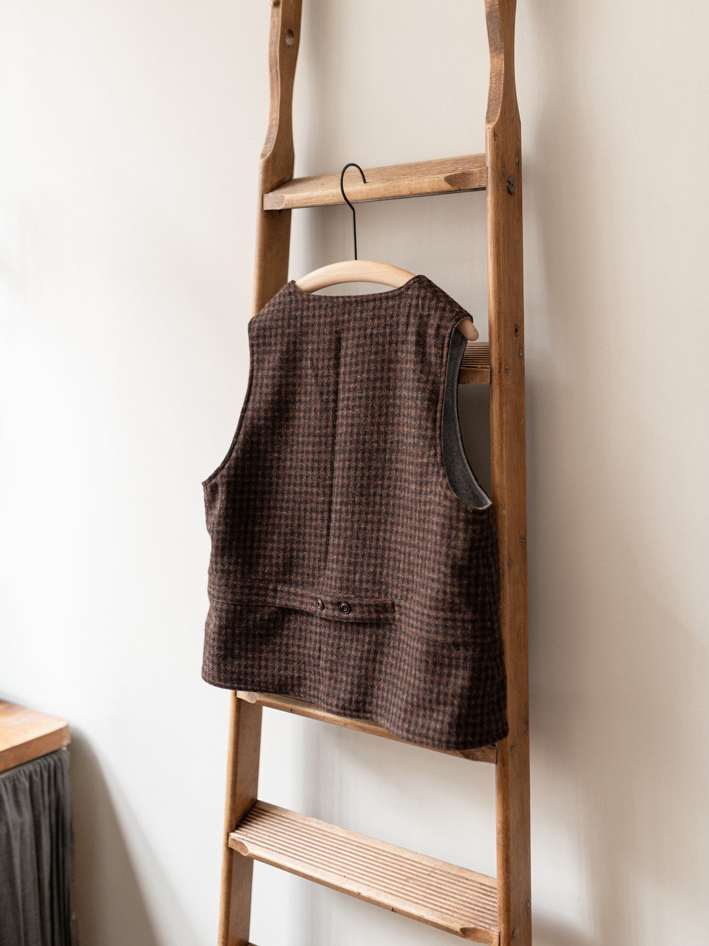 Tweed Reversible Vest / Brown & Grey