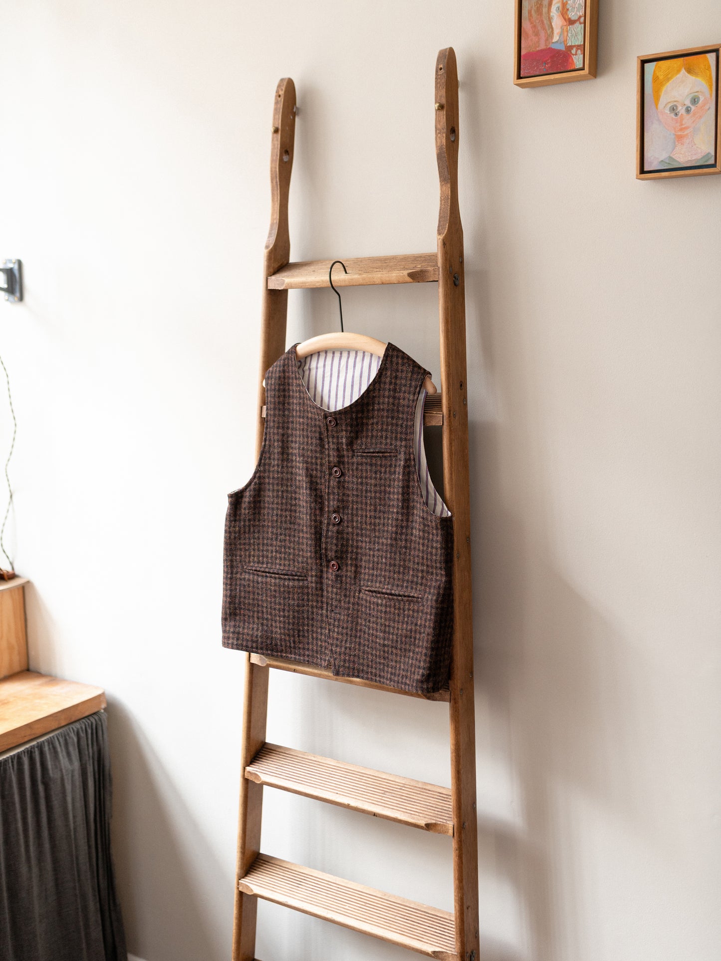 Tweed Reversible Vest / Brown & Stripe