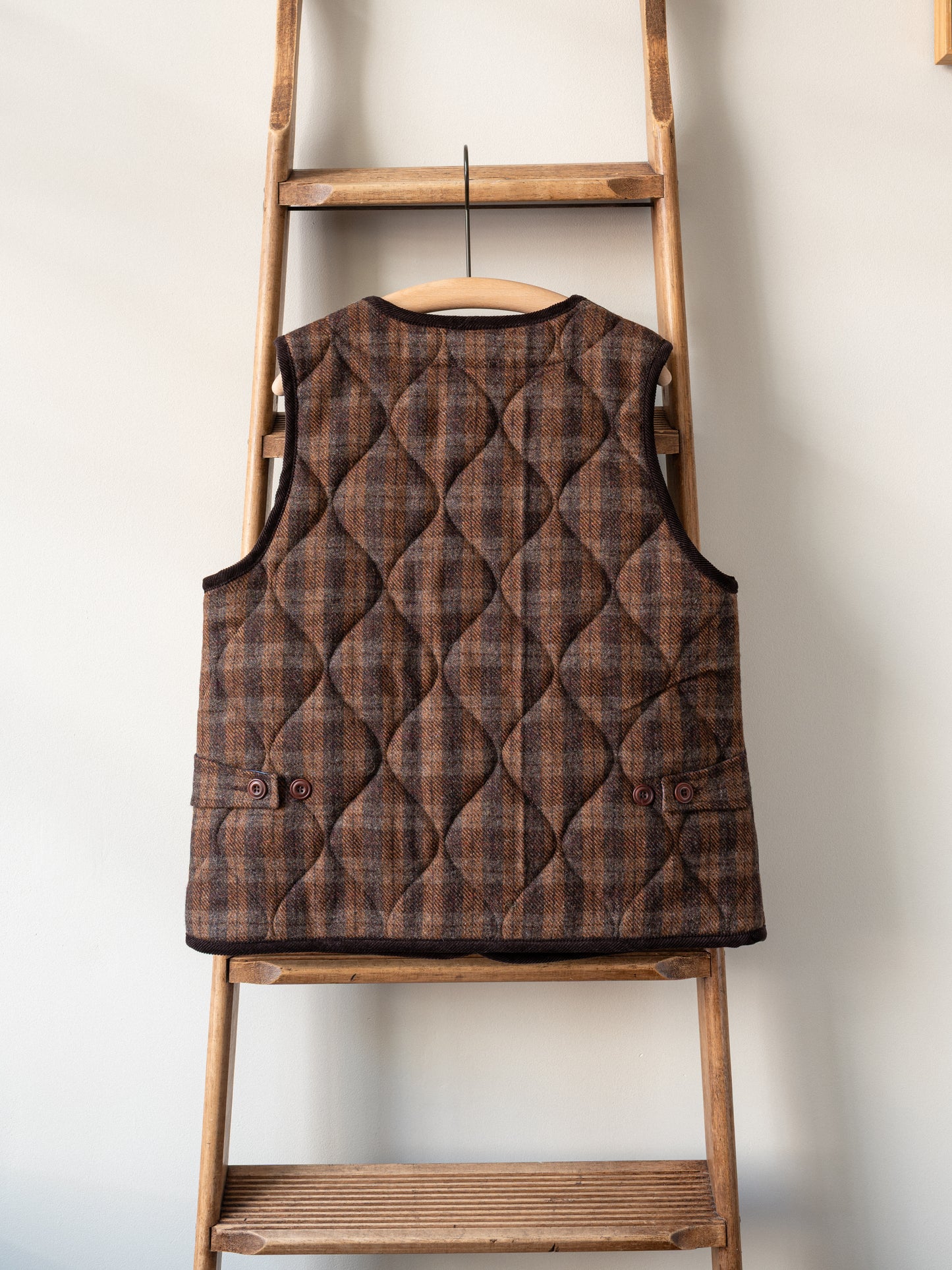Tweed Quilted Vest / Brown Check