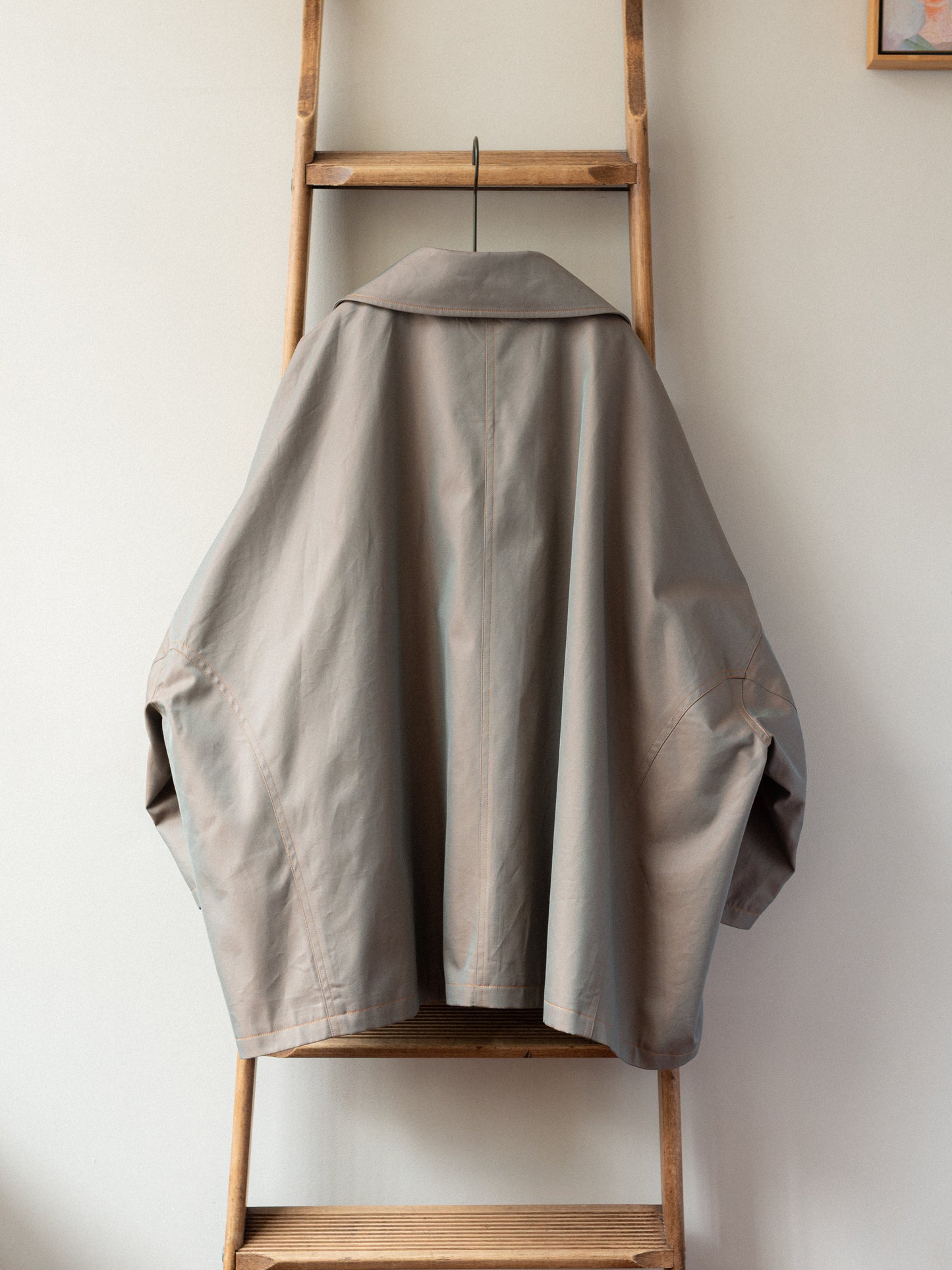 Showerproof Cotton Gabardine Poncho / Khaki
