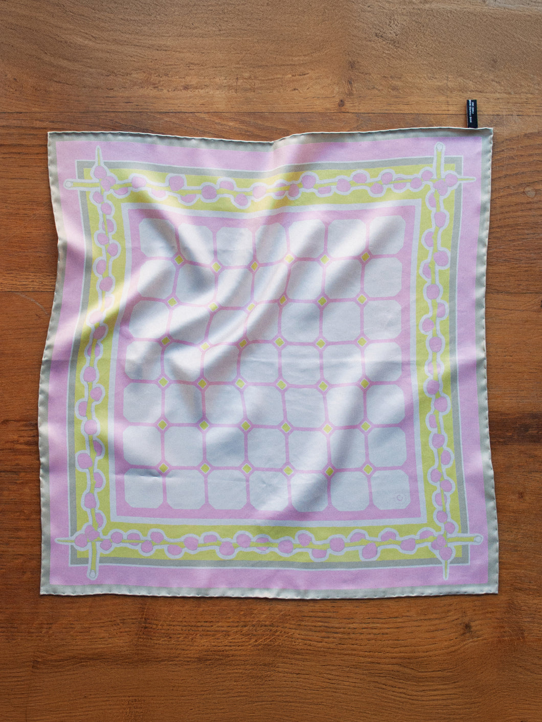 Colenimo Silk Bandana Scarf / Pink