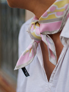 Colenimo Silk Bandana Scarf / Pink