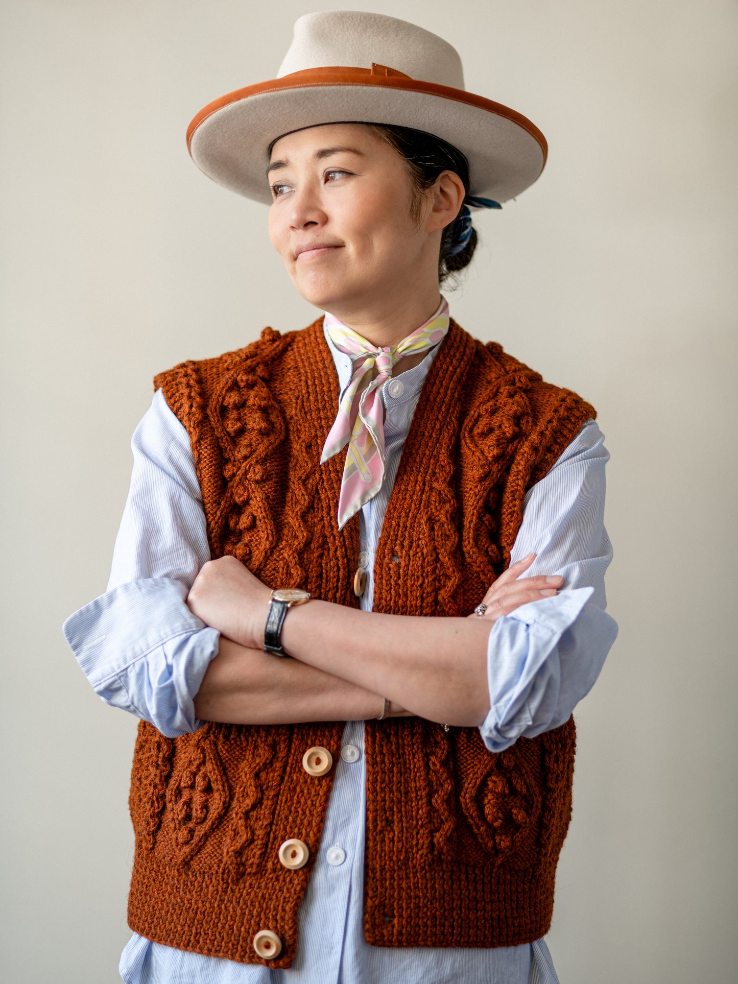 Aran V-neck Waistcoat / Ginger