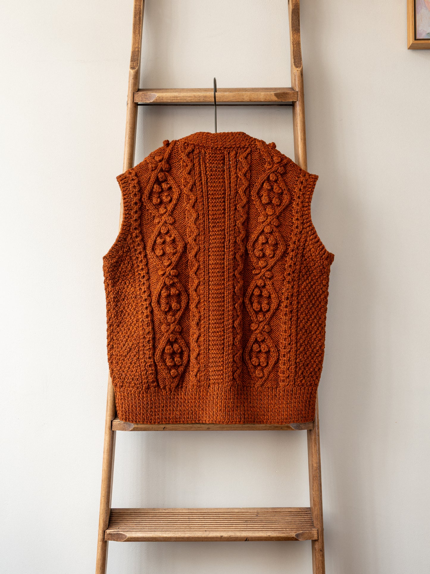 Aran V-neck Waistcoat / Ginger