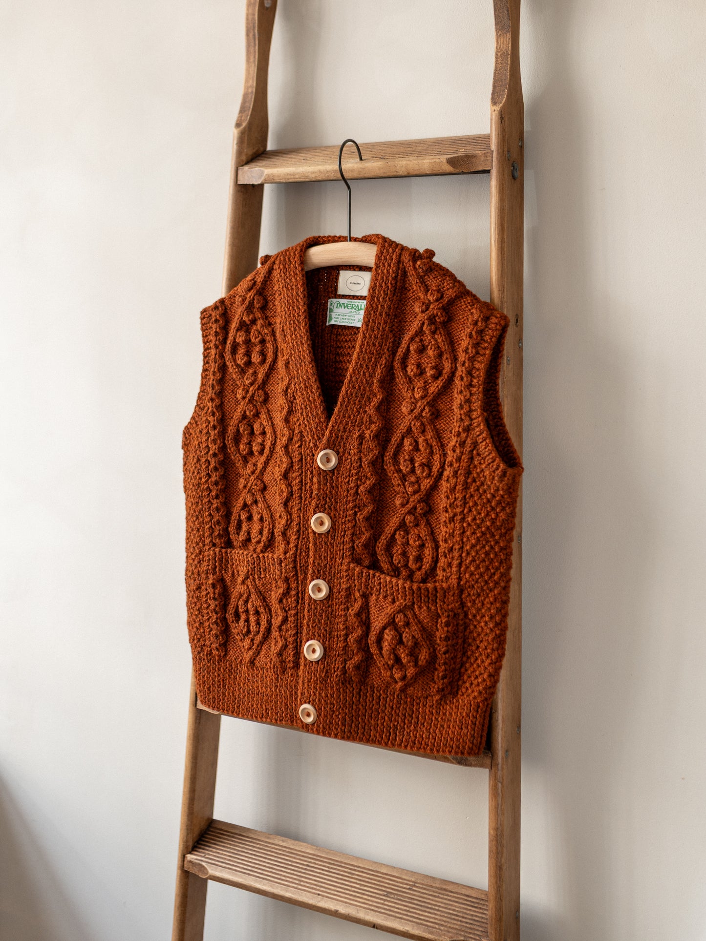 Aran V-neck Waistcoat / Ginger