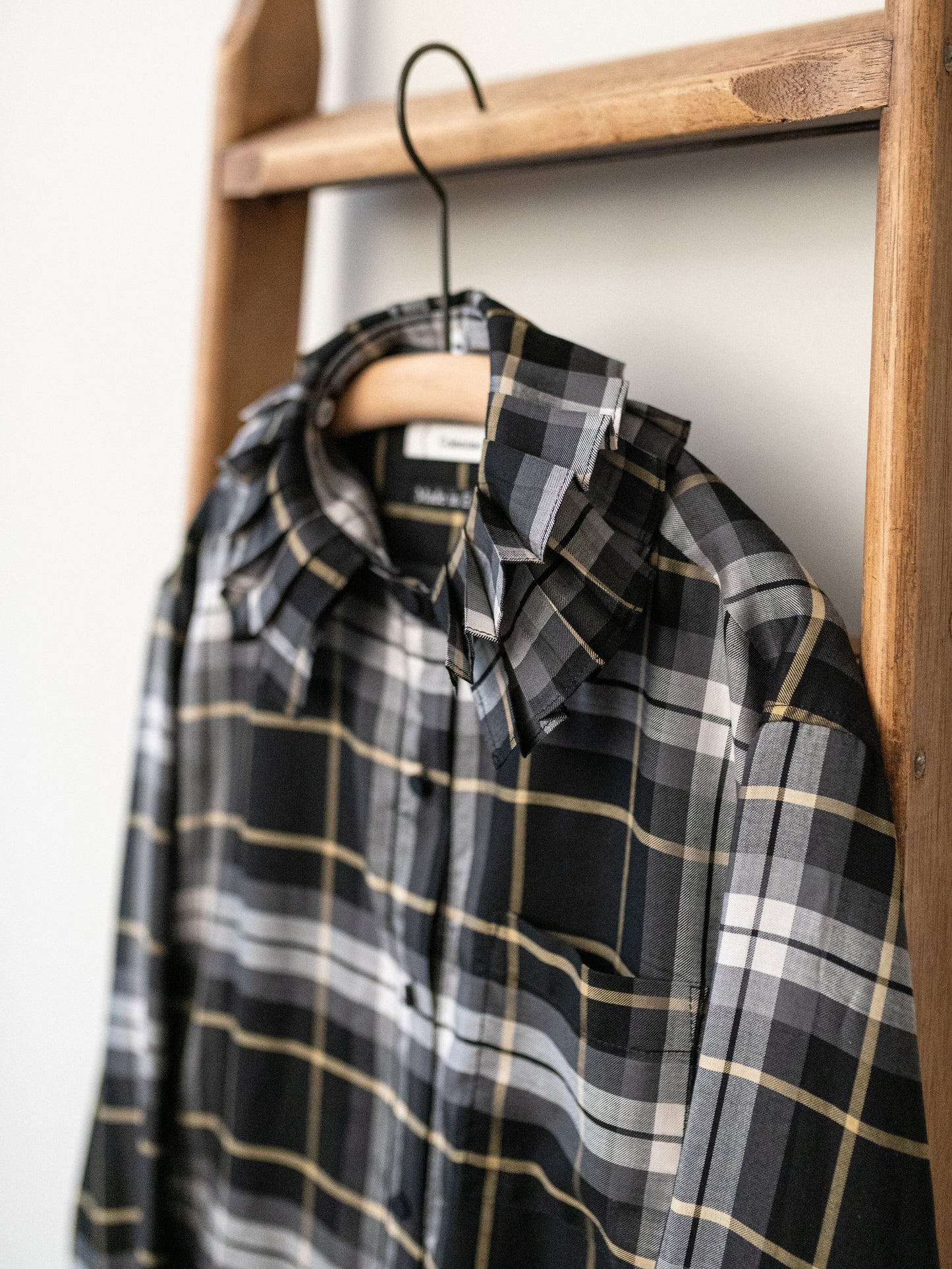 Detachable Ruffle Collar Top / Black Tartan