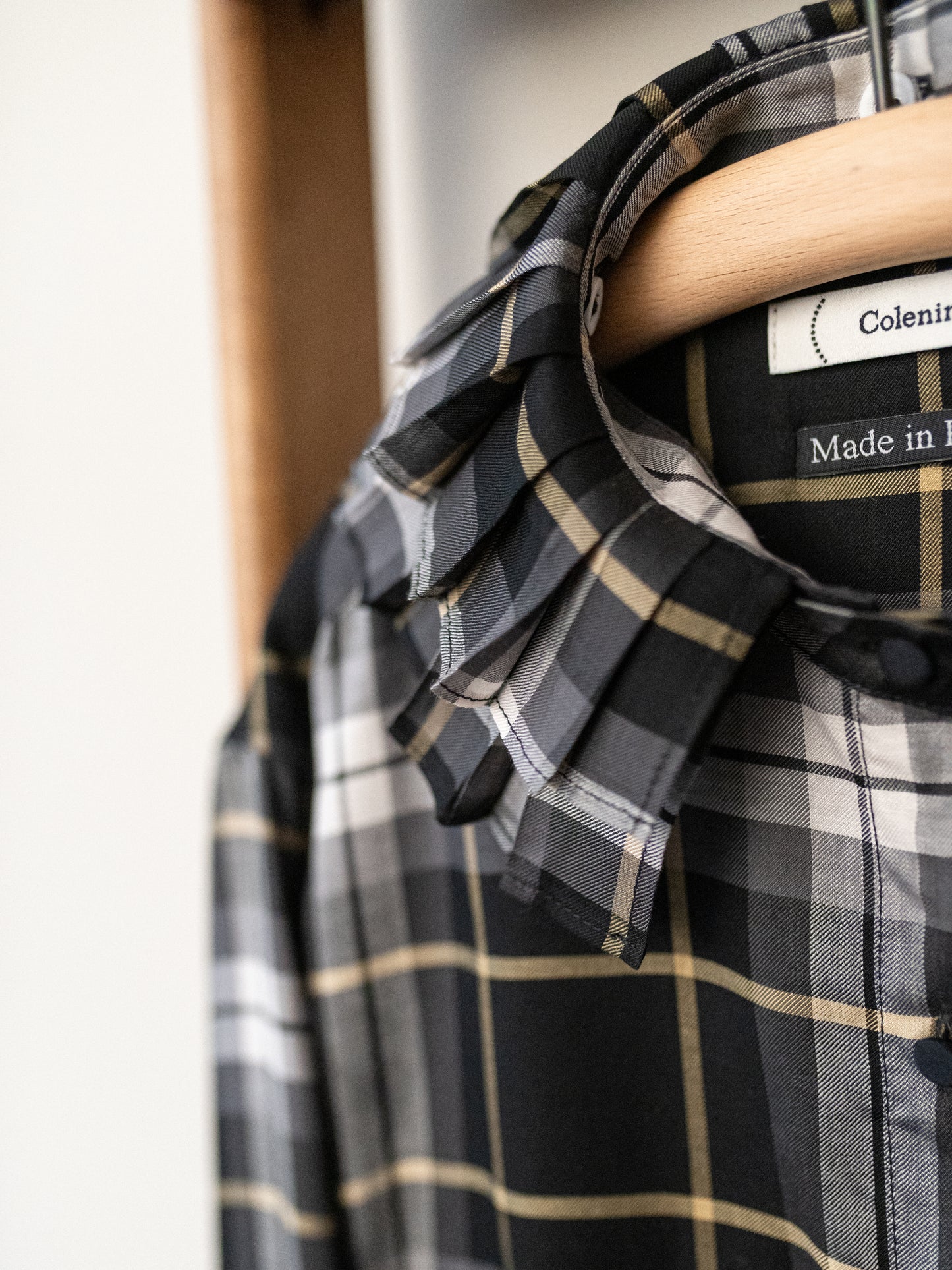 Detachable Ruffle Collar Top / Black Tartan