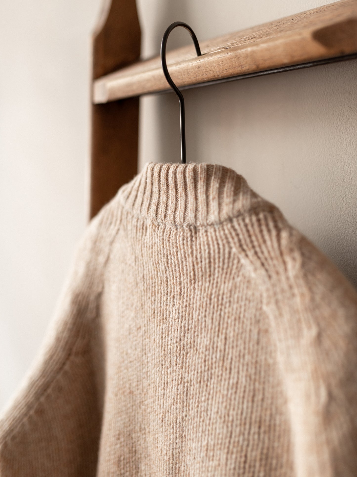 Lambswool Wool Shetland Yarn Cardigan / Tusk