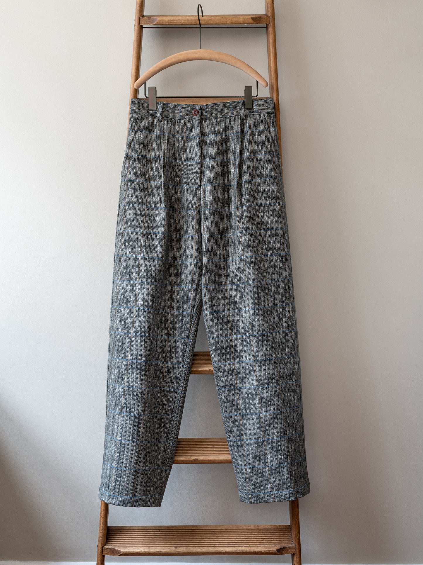 Scottish Merino Wool Trouser / Grey Herringbone