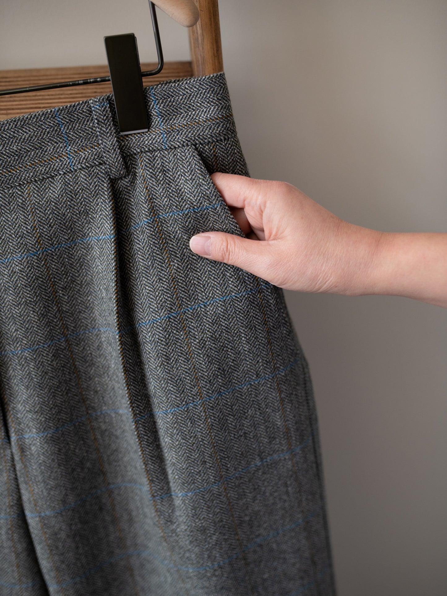 Scottish Merino Wool Trouser / Grey Herringbone