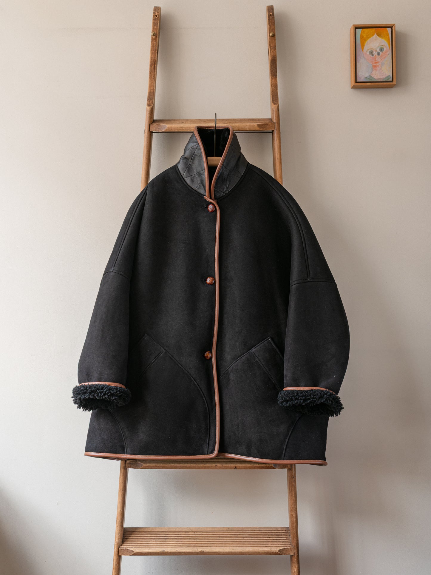 Sheepskin Reversible Poncho Coat / Black