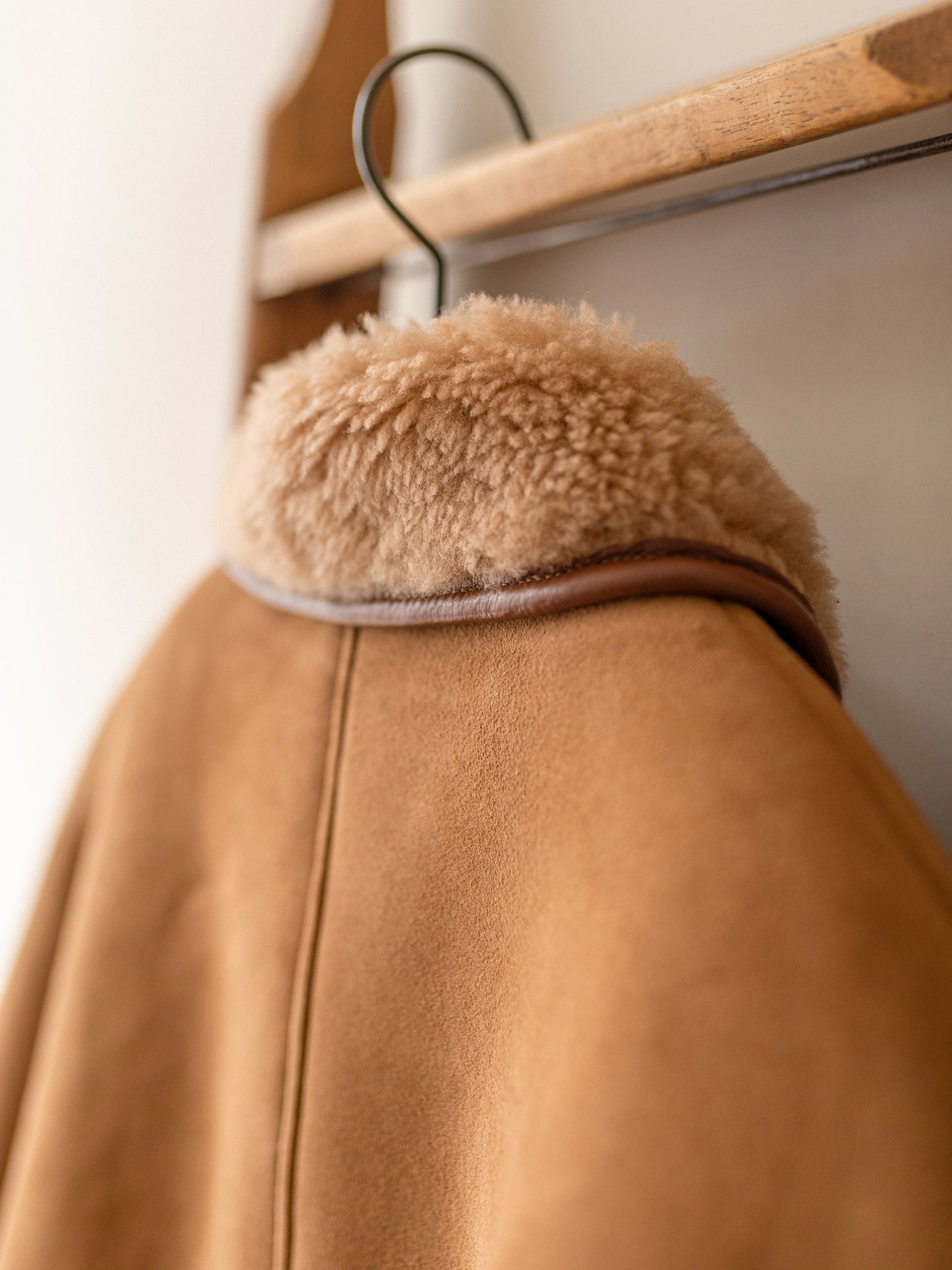 Sheepskin Reversible Poncho Coat / Tan
