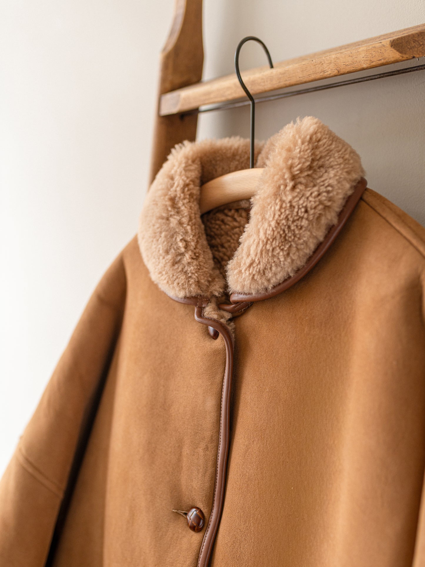 Sheepskin Reversible Poncho Coat / Tan