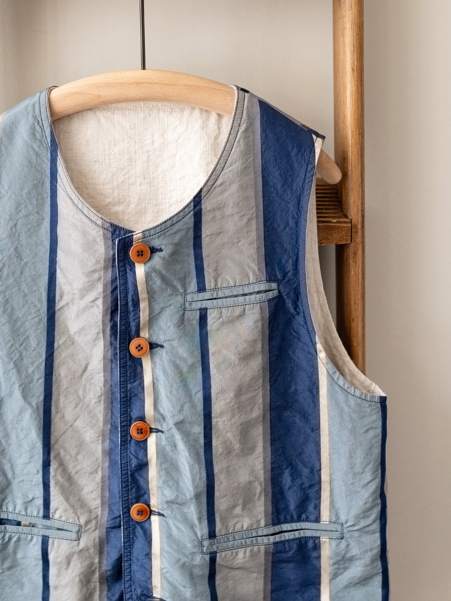 Silk Reversible Vest / Blue Stripe
