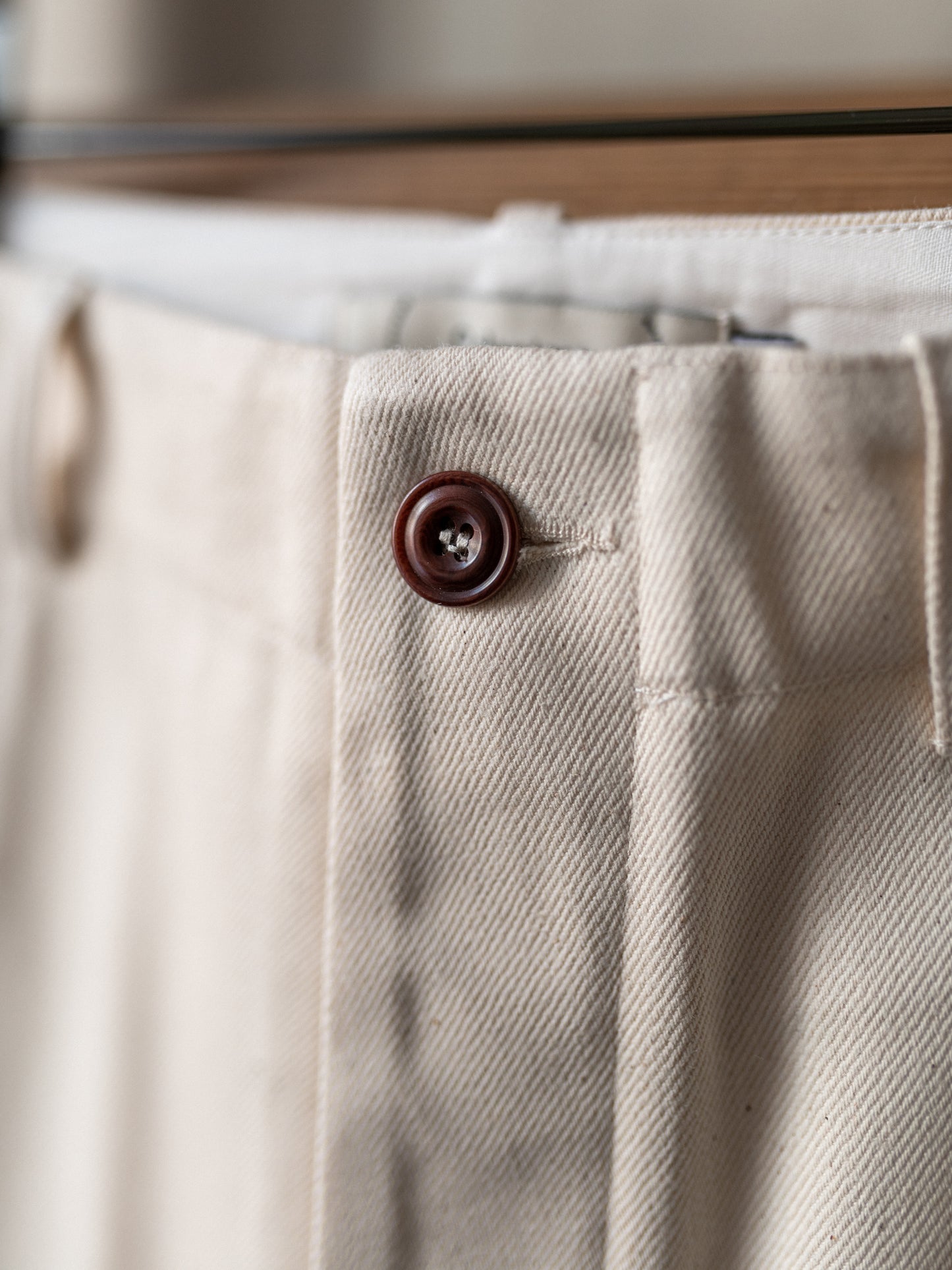 Straight-Leg Japanese Selvedge Denim Trousers / Ivory