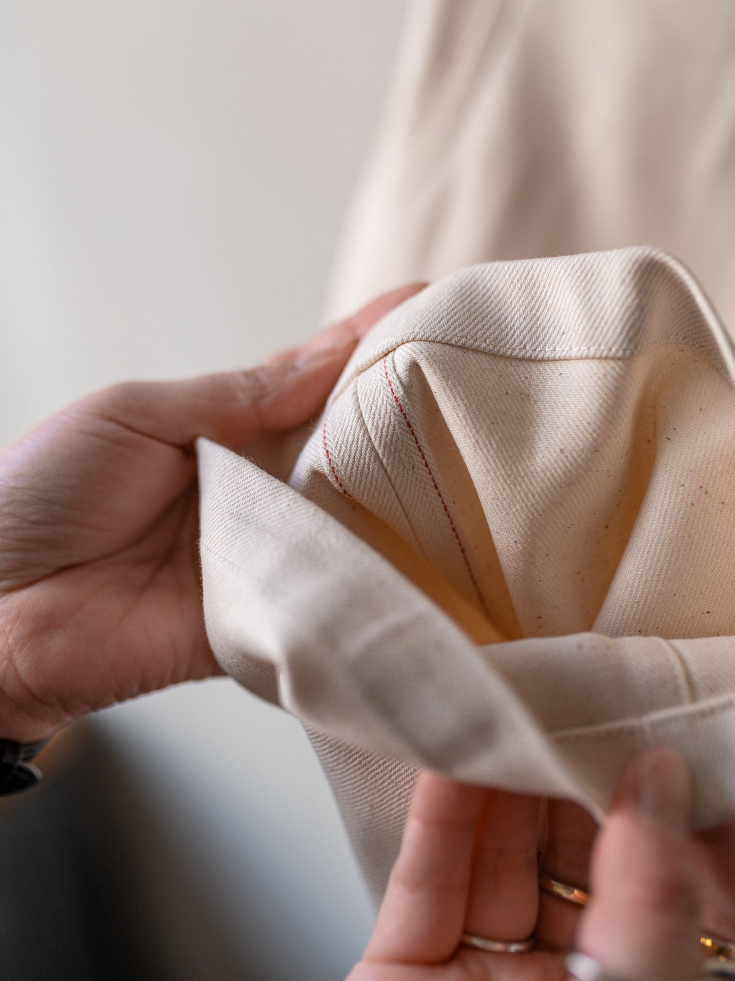 Straight-Leg Japanese Selvedge Denim Trousers / Ivory