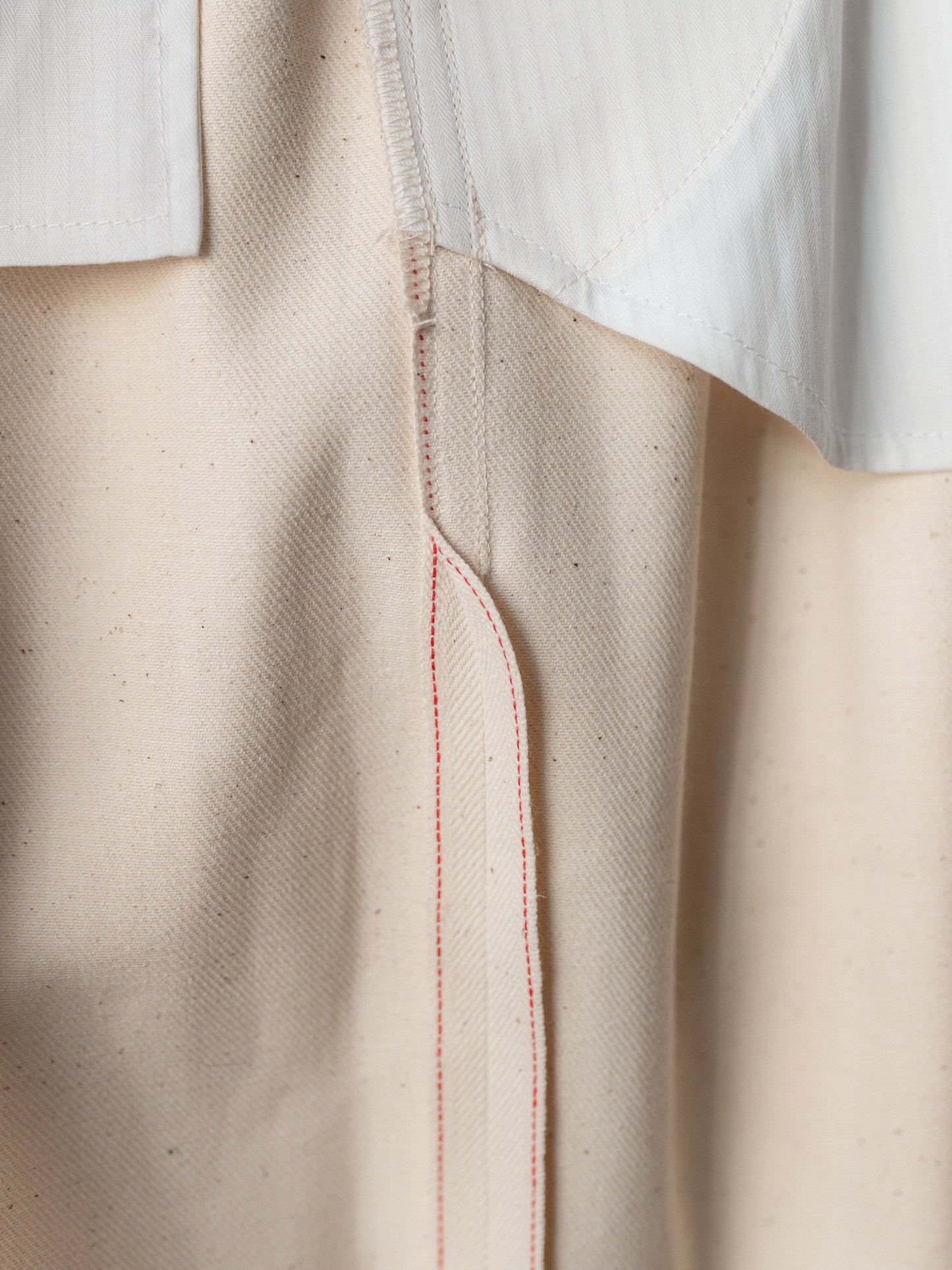 Straight-Leg Japanese Selvedge Denim Trousers / Ivory