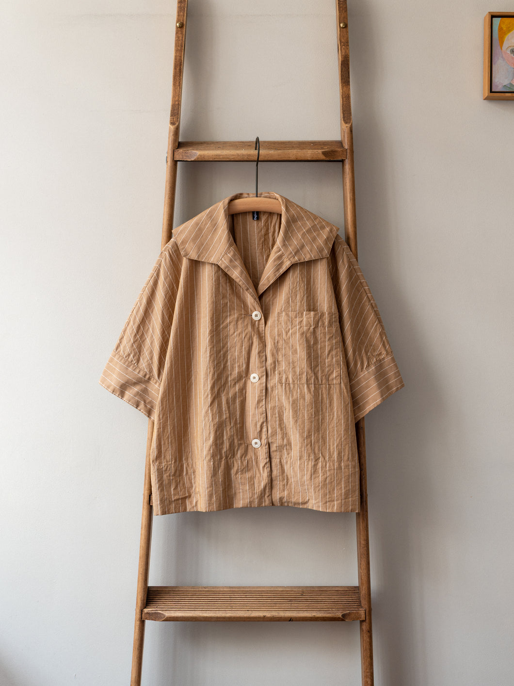 Open Collar Top / Umber Stripe