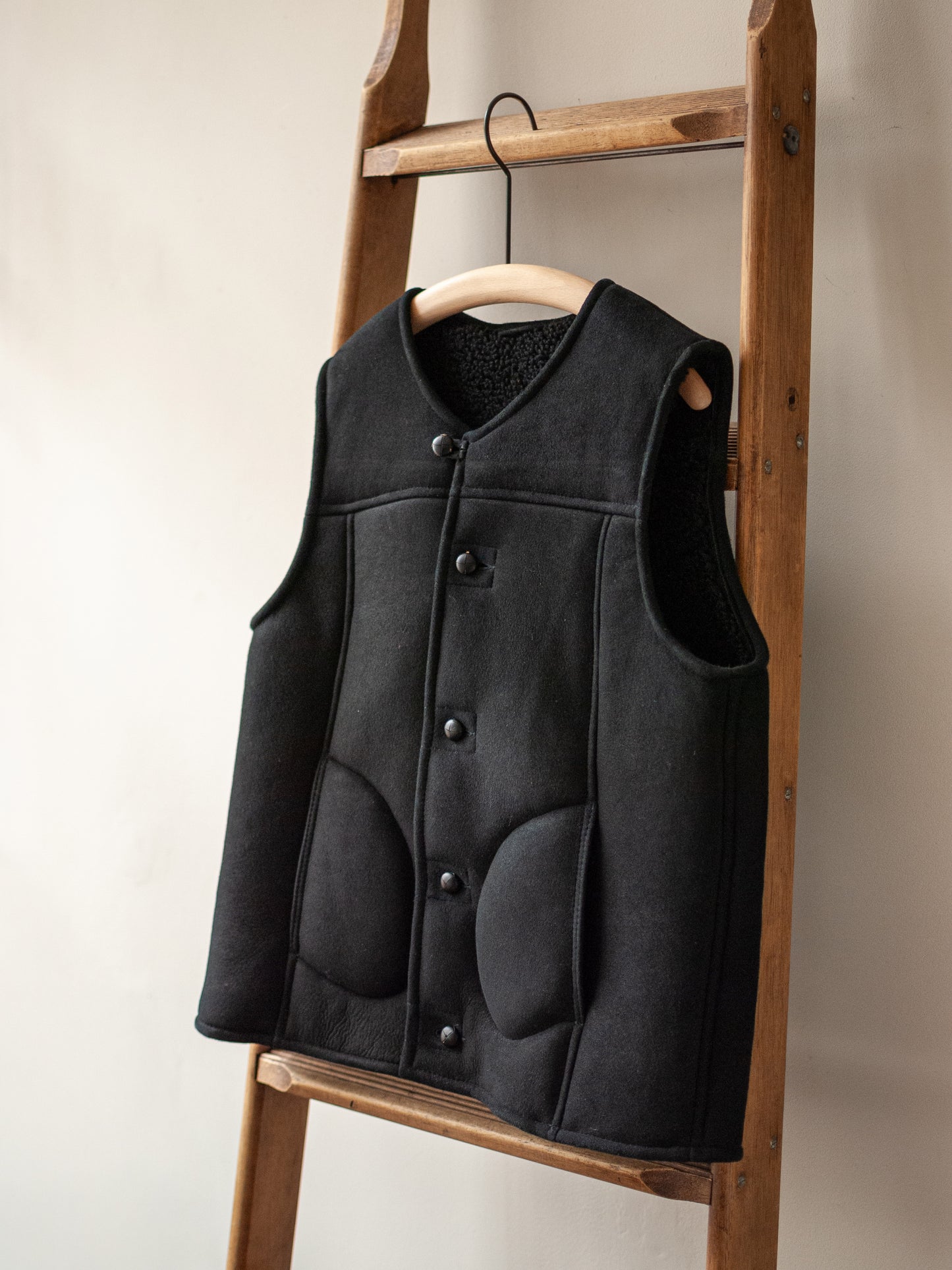 Sheepskin Merino Gilet / Black