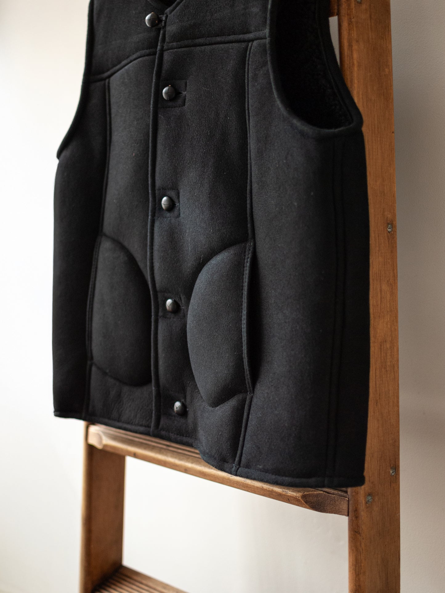 Sheepskin Merino Gilet / Black