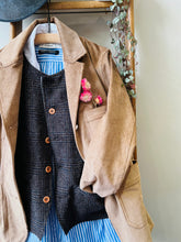 Four Pocket Corduroy Jacket / Beige