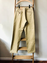 Straight-Leg Selvedge Chino Trouser / Beige