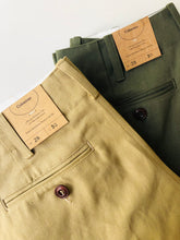 Straight-Leg Selvedge Chino Trouser / Beige